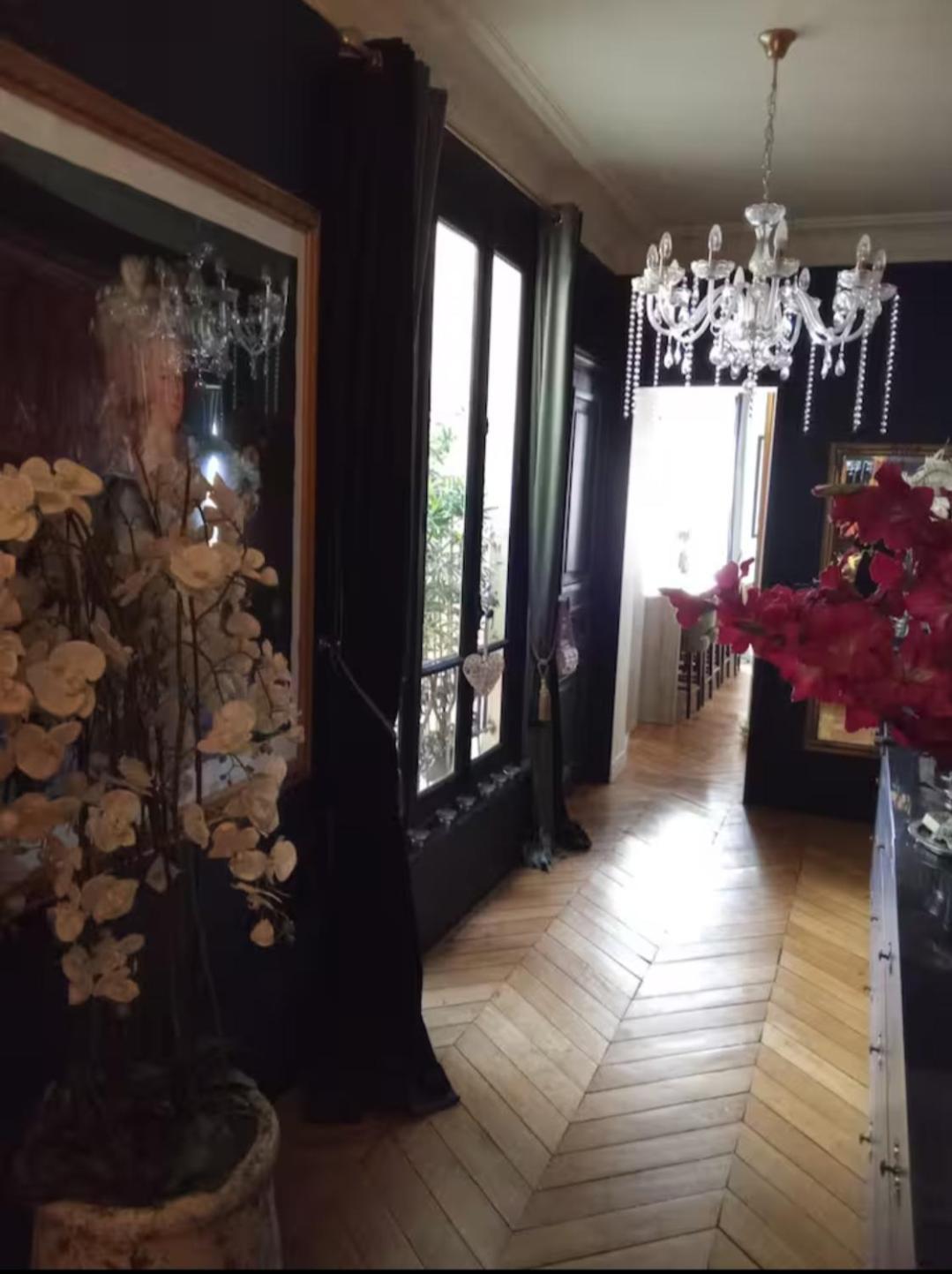 Homestay S - Louvre Museum - Shared Bathroom With Host *